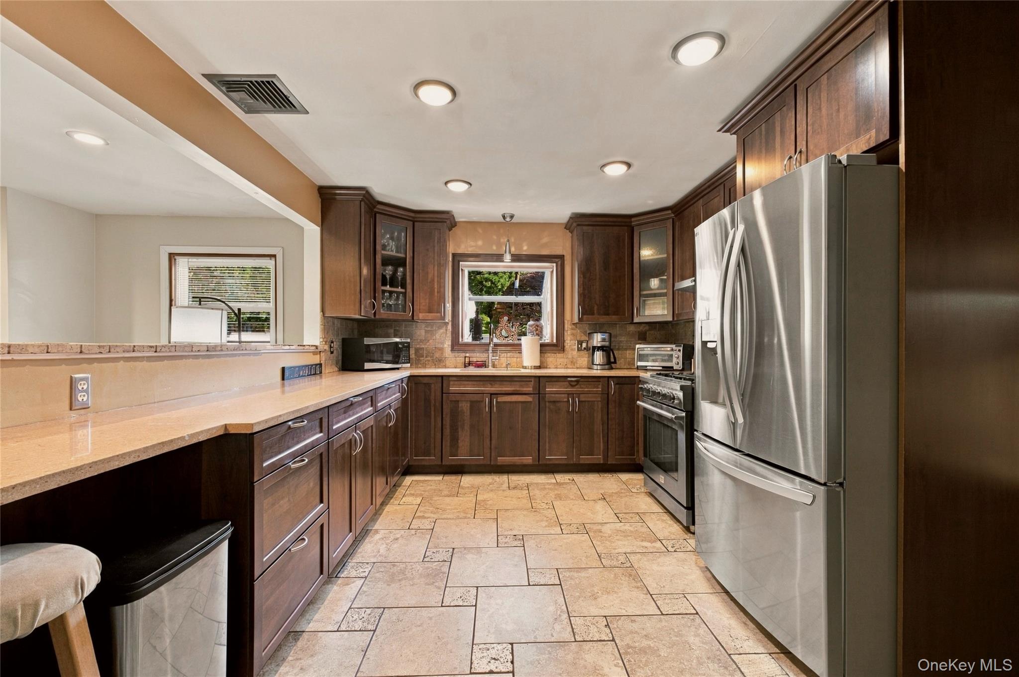 Photo 4 of this property