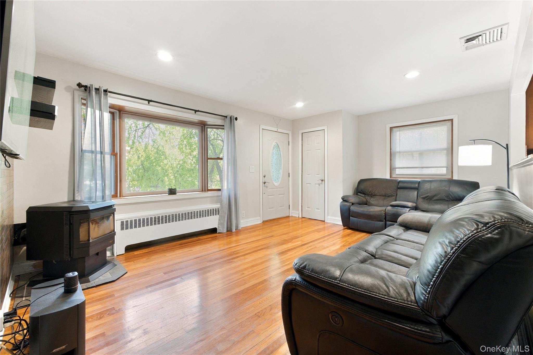 Photo 3 of this property