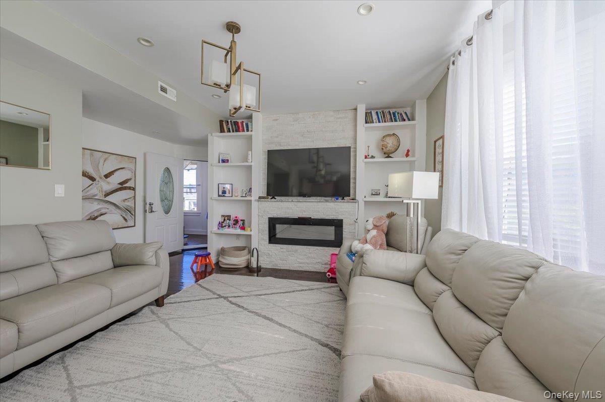 Photo 8 of this property