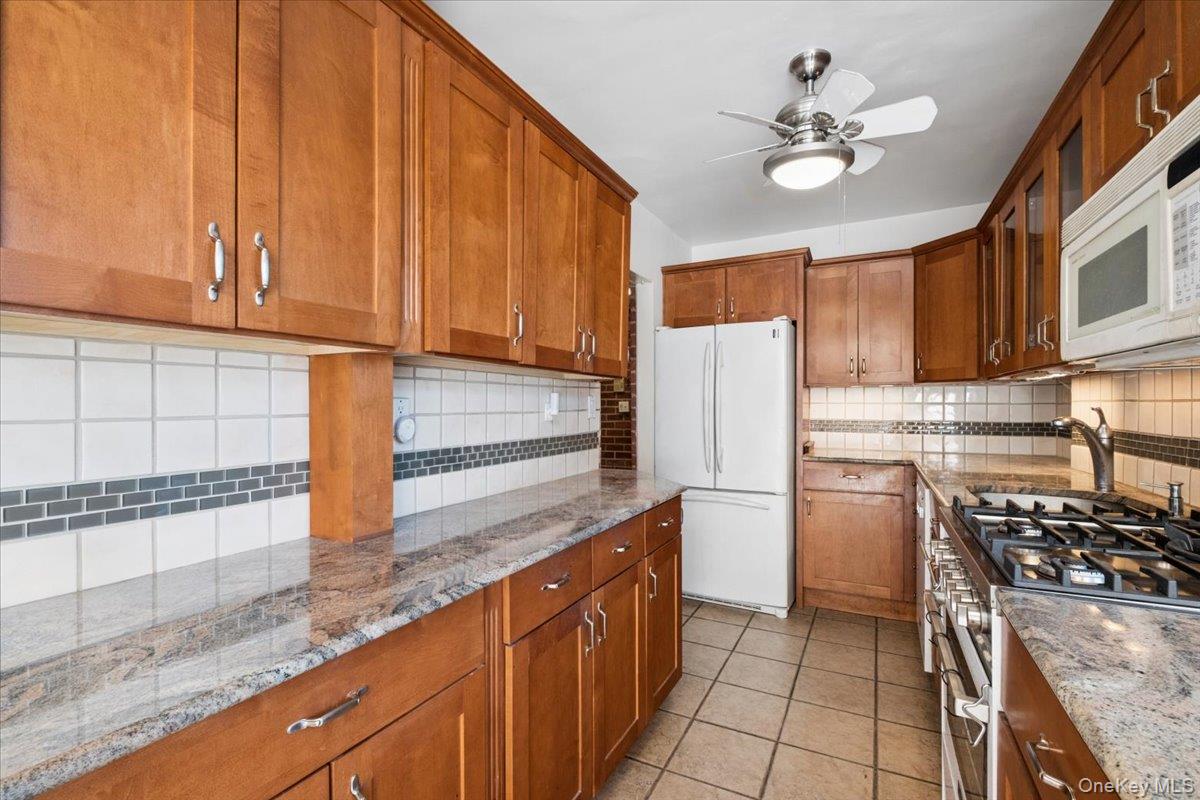Photo 5 of this property