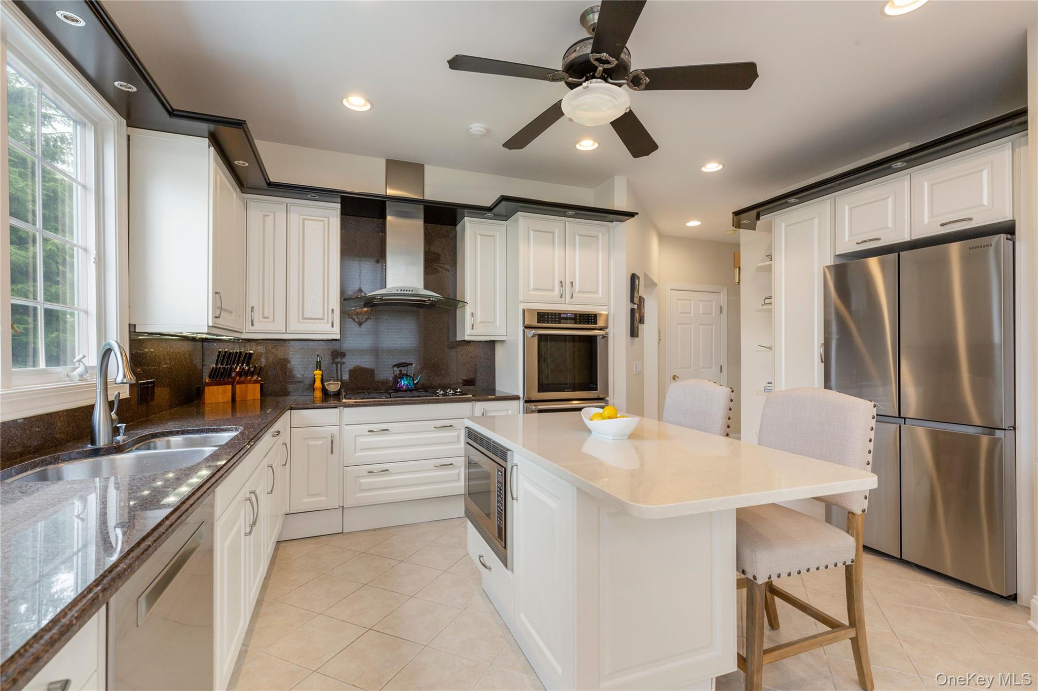 Photo 9 of this property