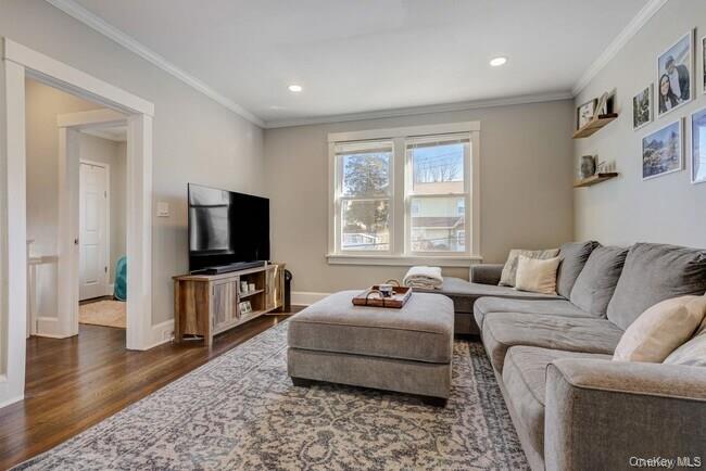 Photo 3 of this property