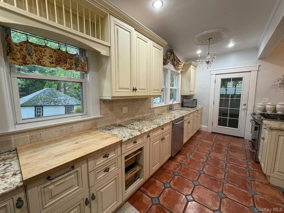 Photo 8 of this property