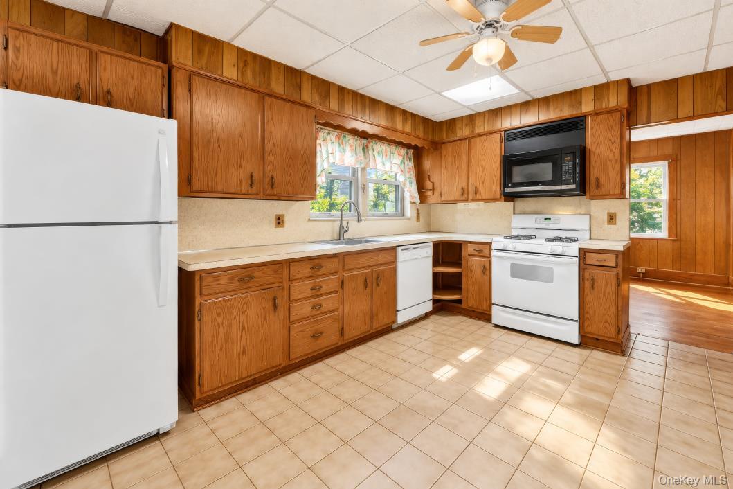 Photo 5 of this property