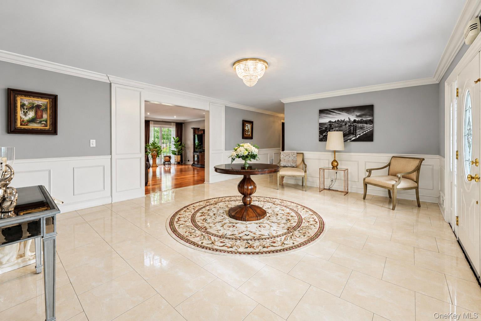 Photo 4 of this property