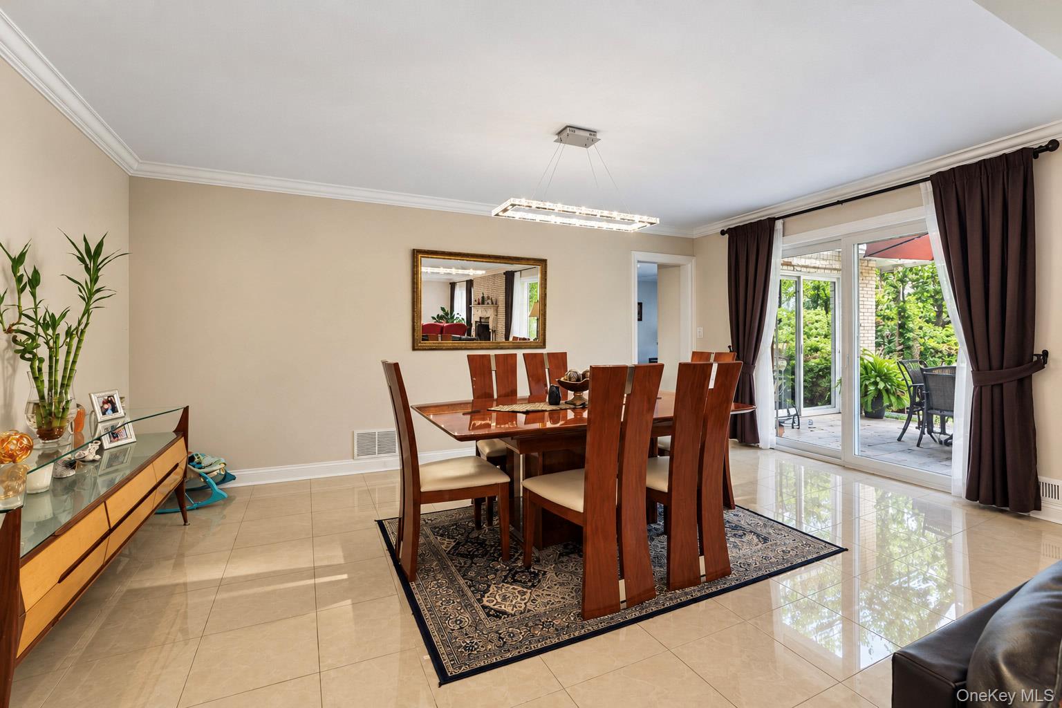 Photo 14 of this property
