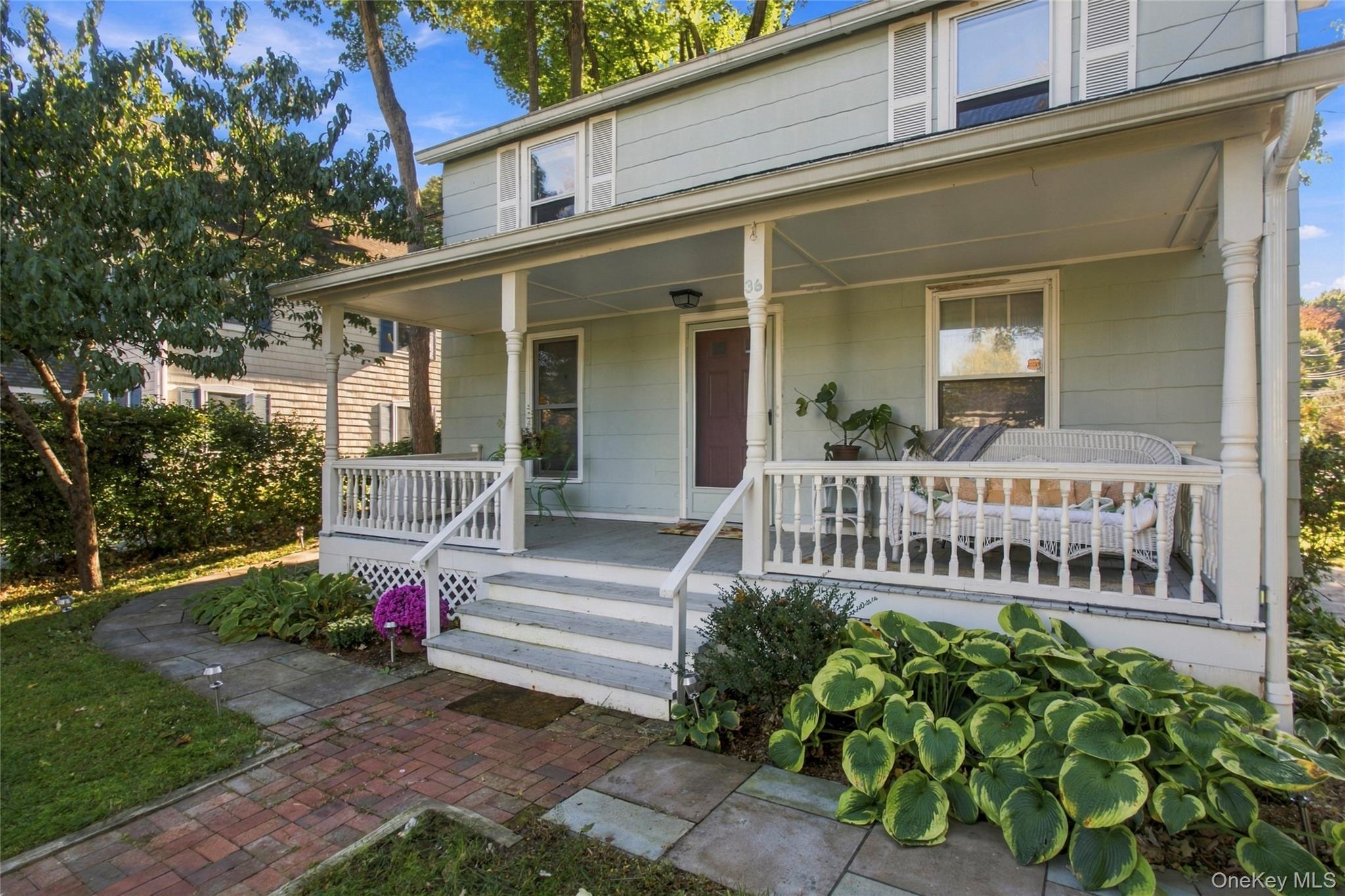 Photo 3 of this property