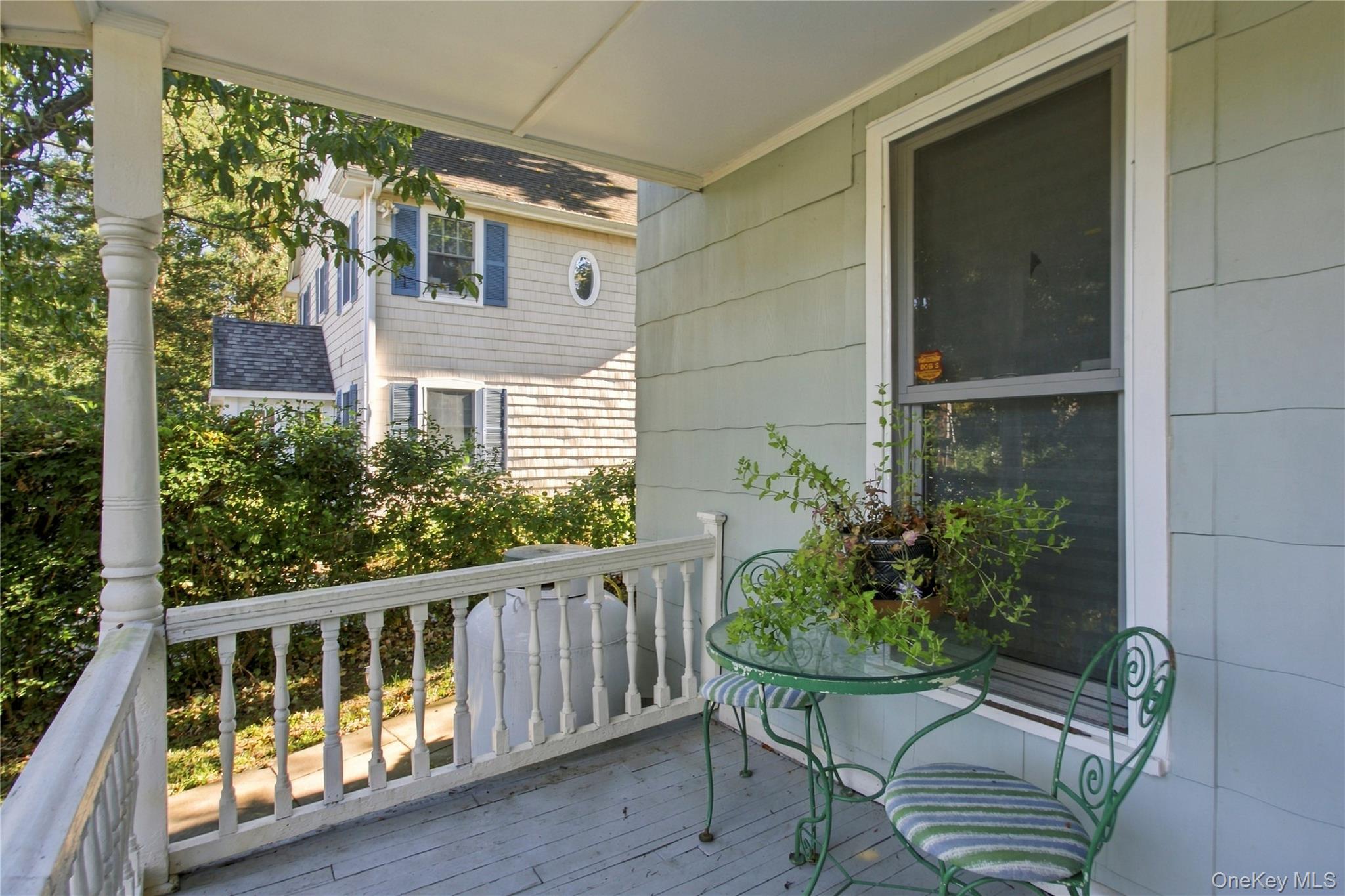 Photo 4 of this property