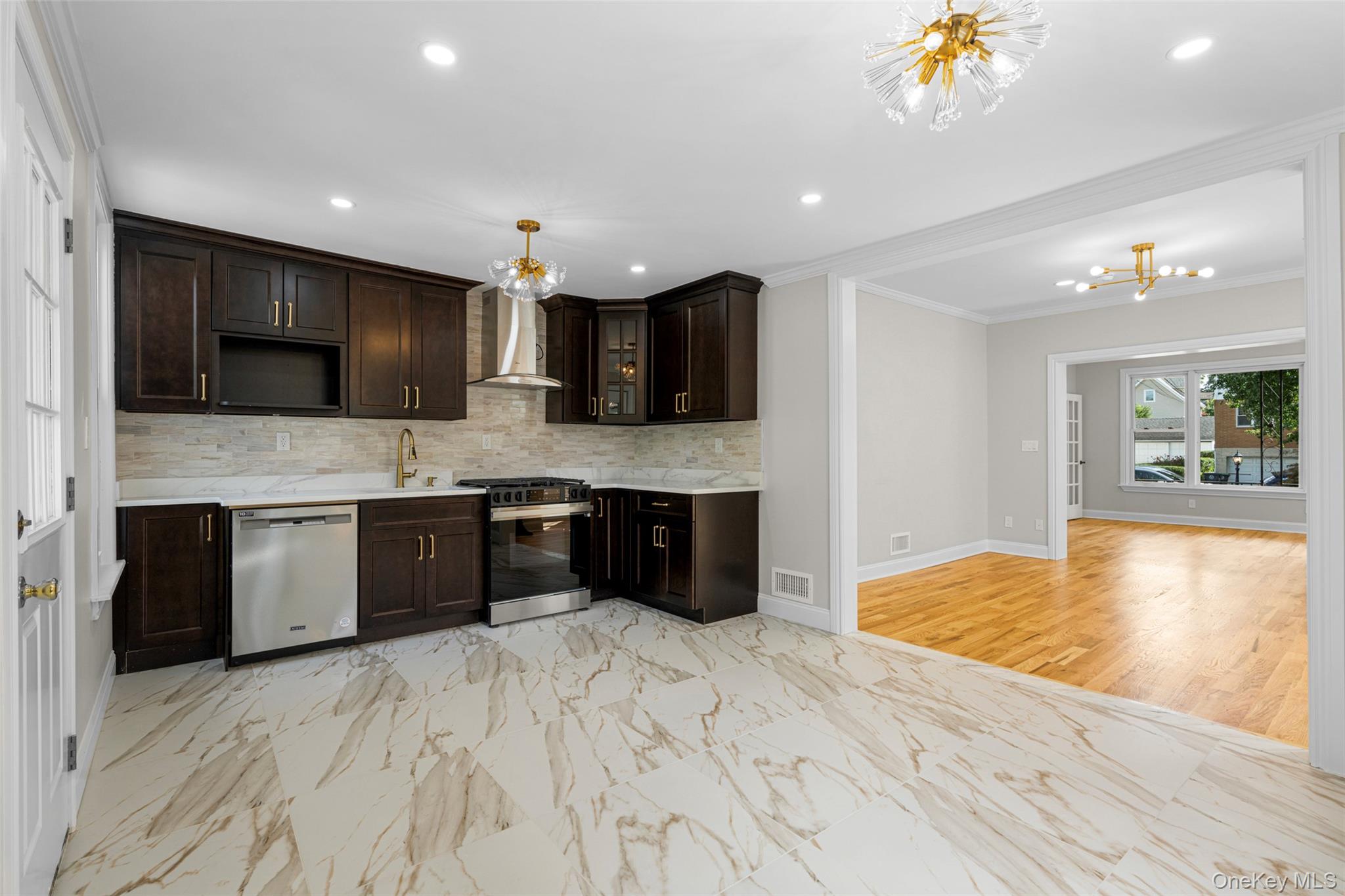 Photo 7 of this property