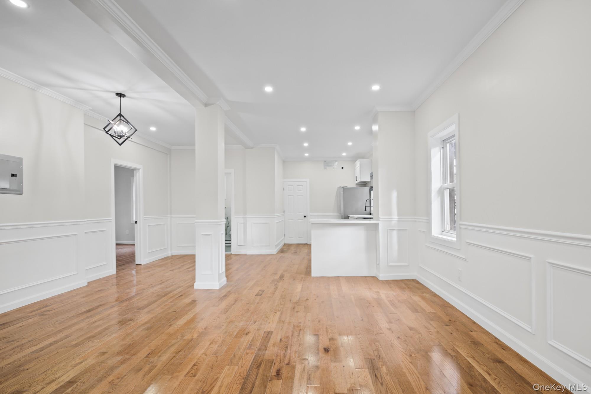 Photo 4 of this property
