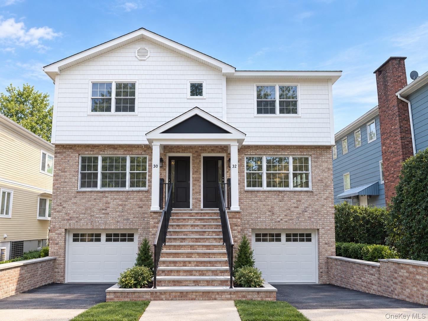 Newly renovated Harrison Townhouse  
This pristine 3bedroom, 2.5 bath...
