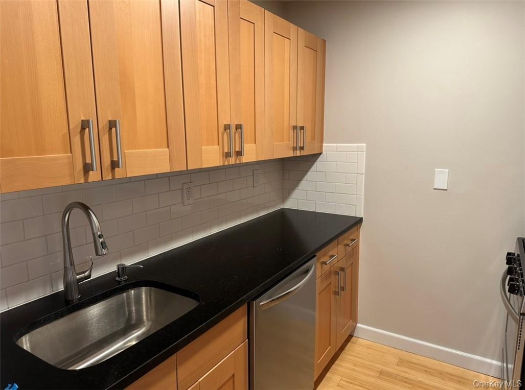 Photo 4 of this property