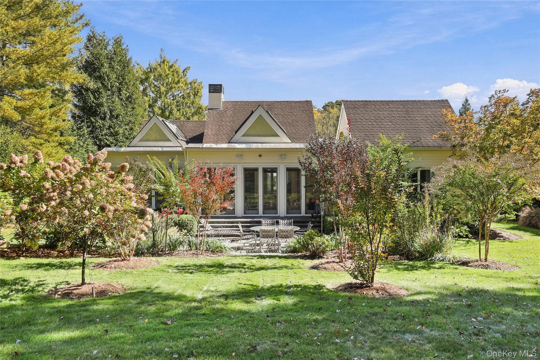 Photo 3 of this property