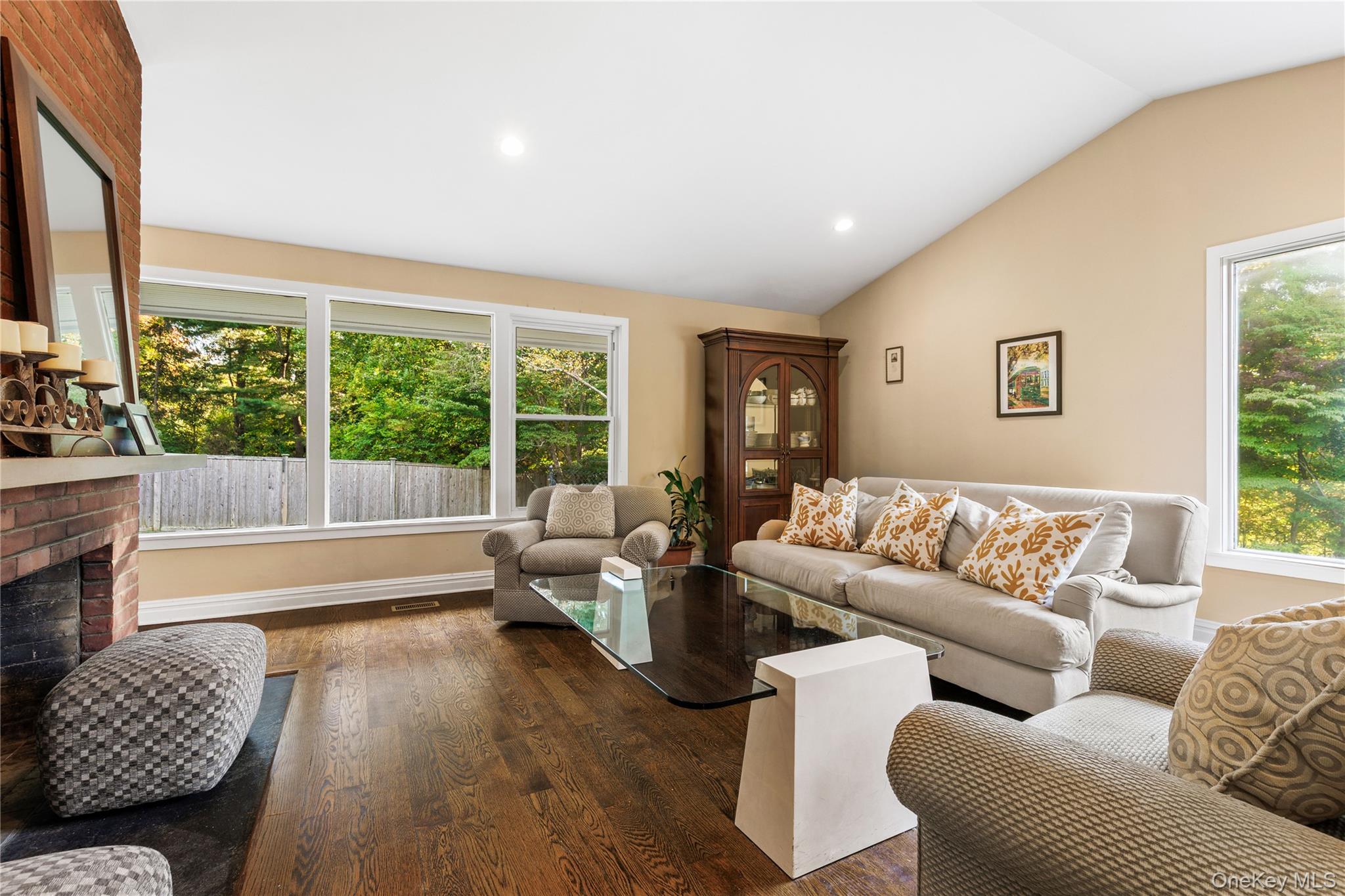 Photo 6 of this property