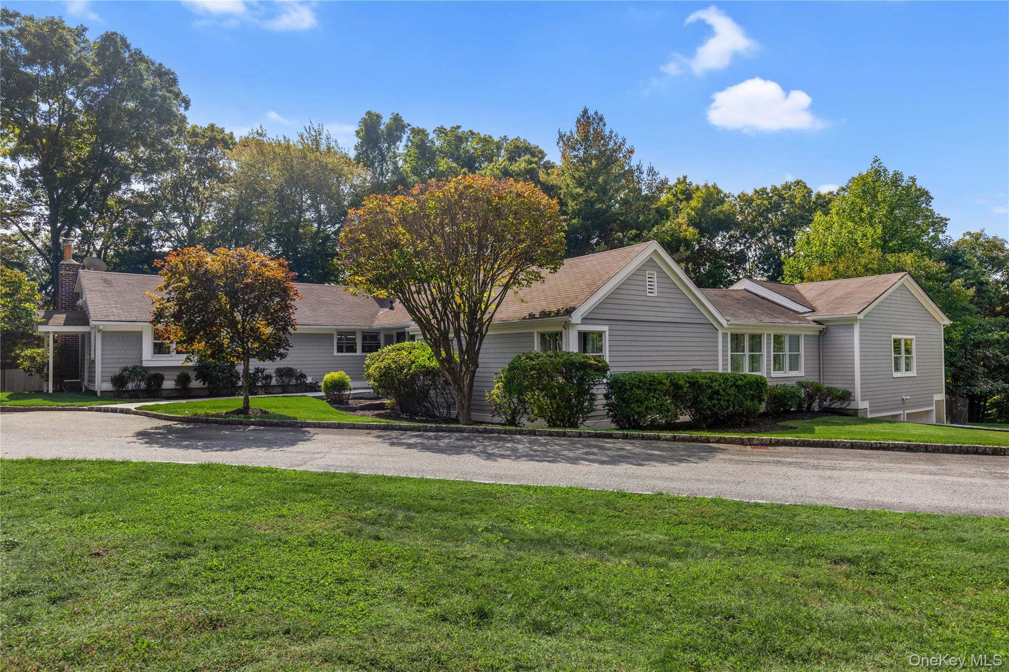 Photo 4 of this property