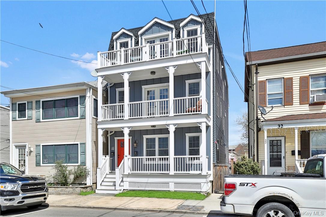 Modern stylish 2 bed/2 bath duplex for rent in Sleepy Hollow NY! A new...