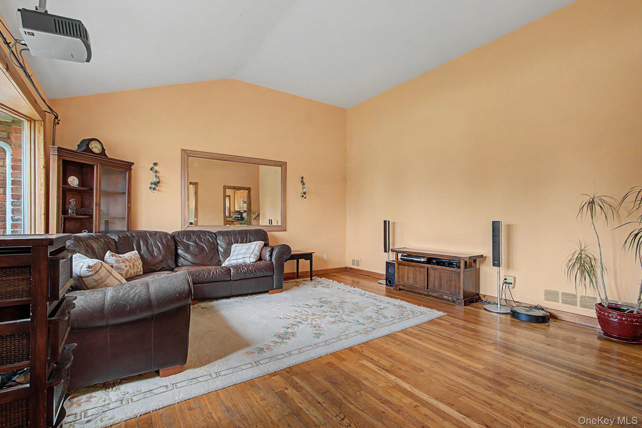 Photo 7 of this property