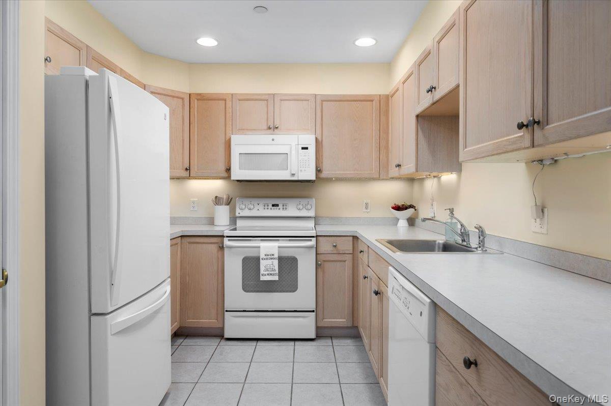 Photo 4 of this property