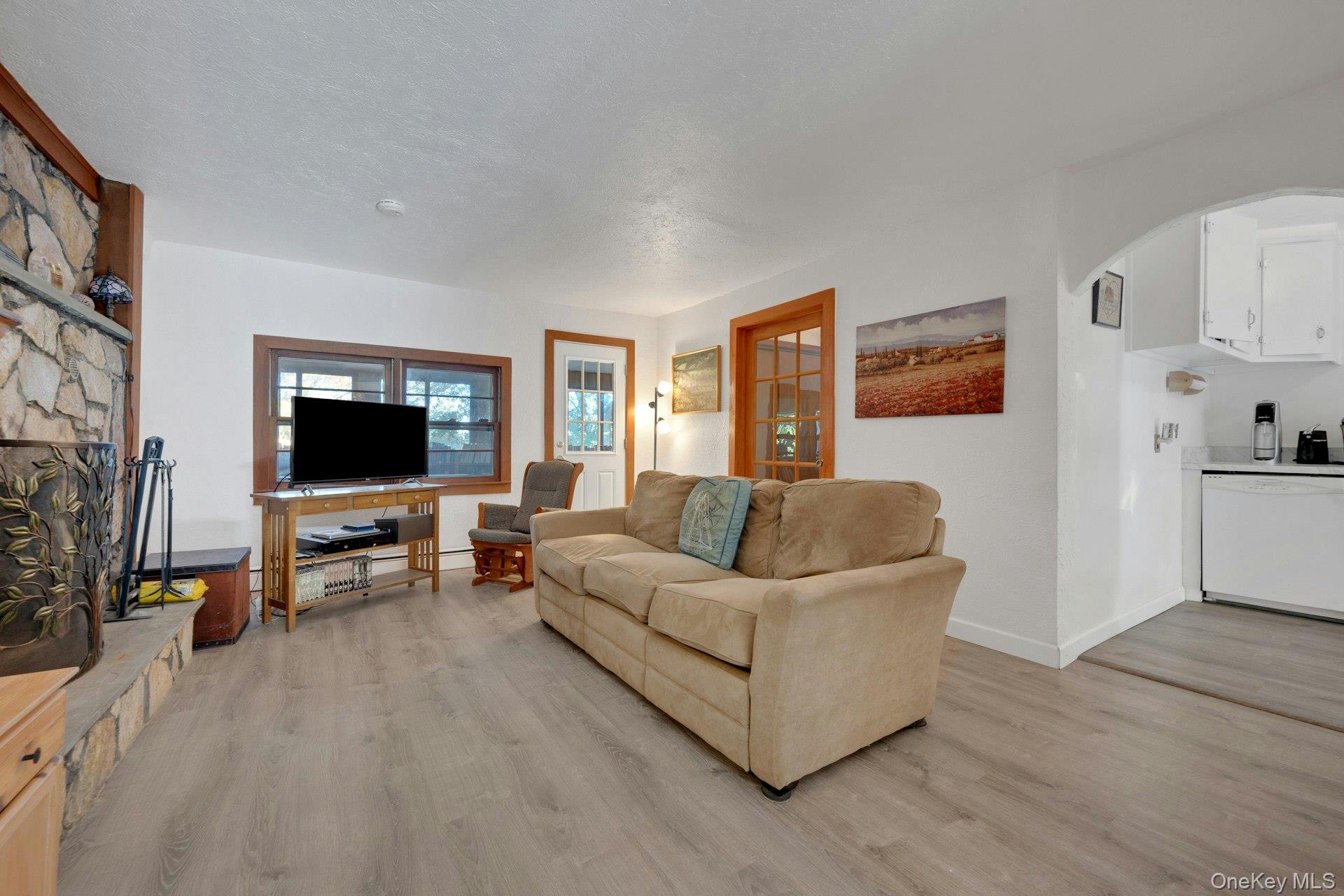 Photo 7 of this property