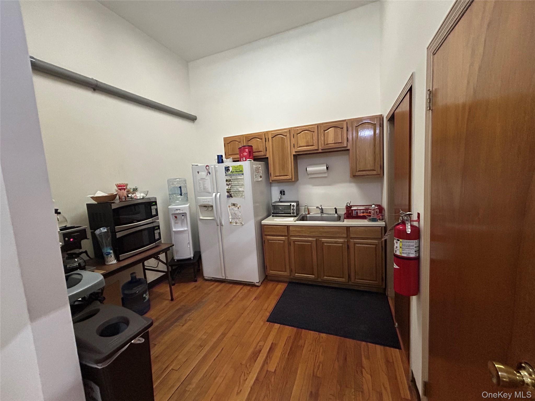 Photo 7 of this property