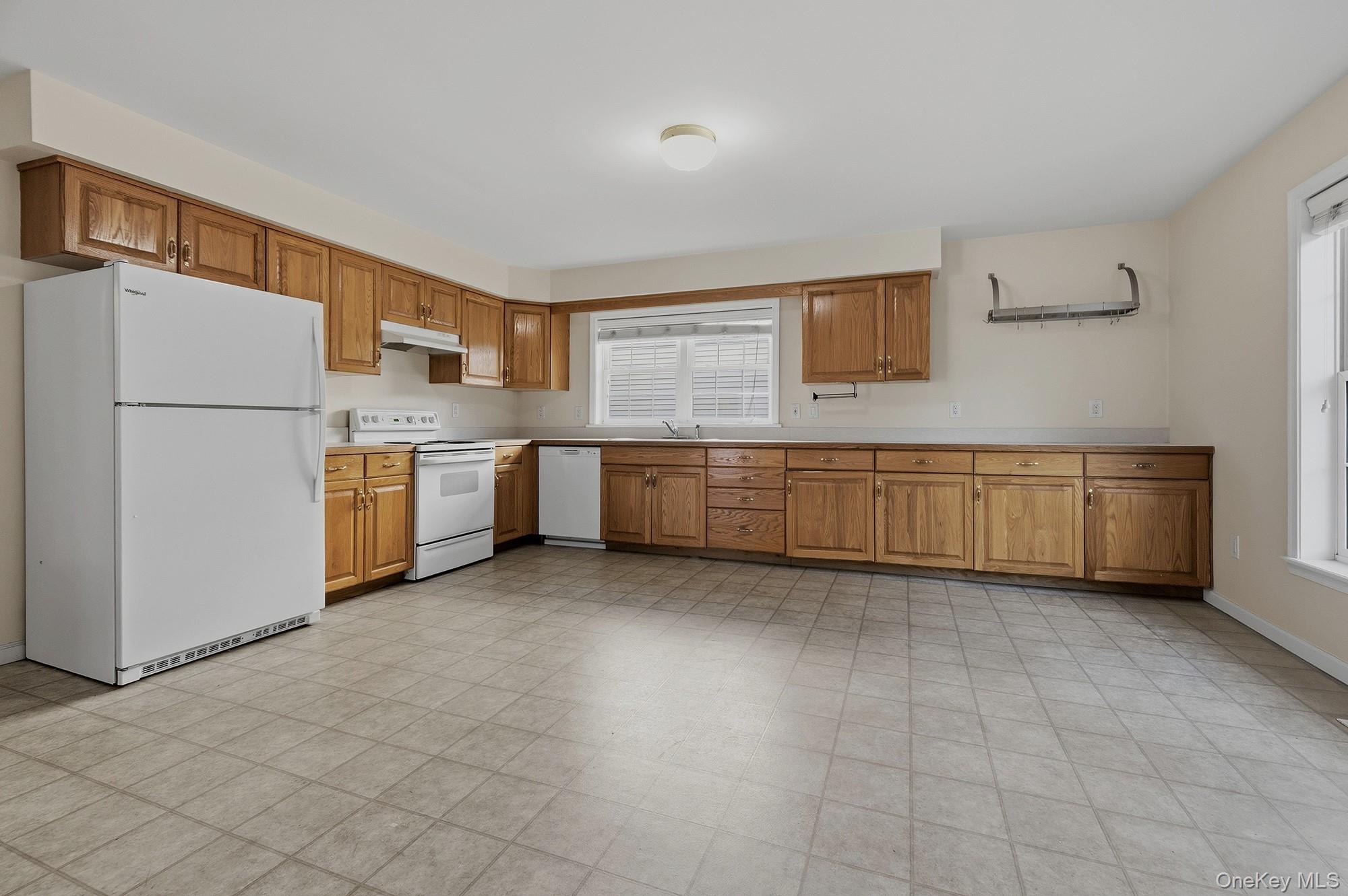 Photo 7 of this property
