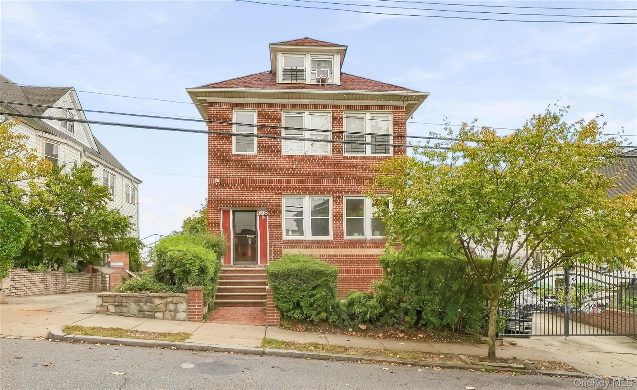 Photo 32 of this property