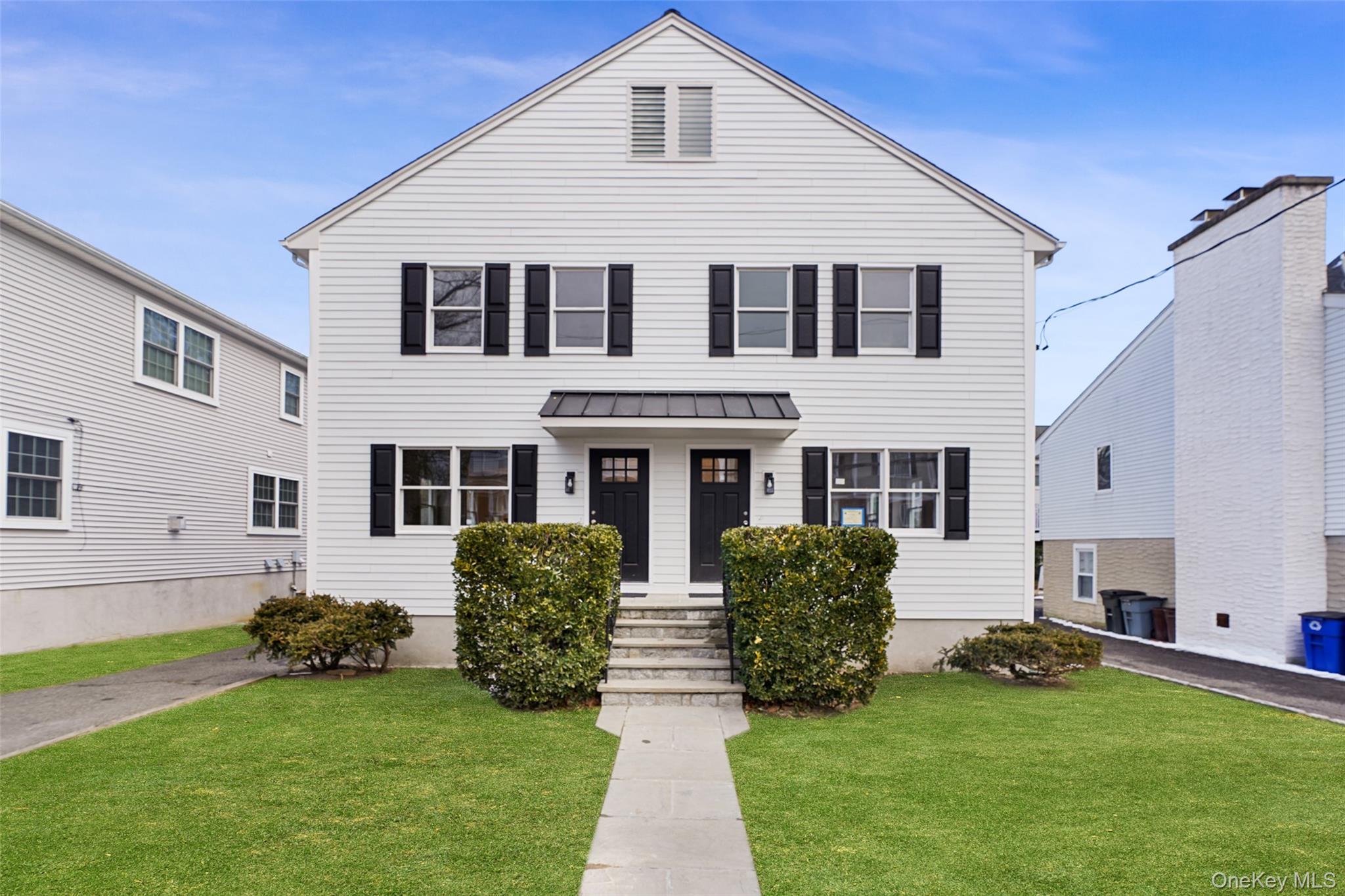 Newly Renovated Luxury Townhouse centrally located in Harrison. Close...