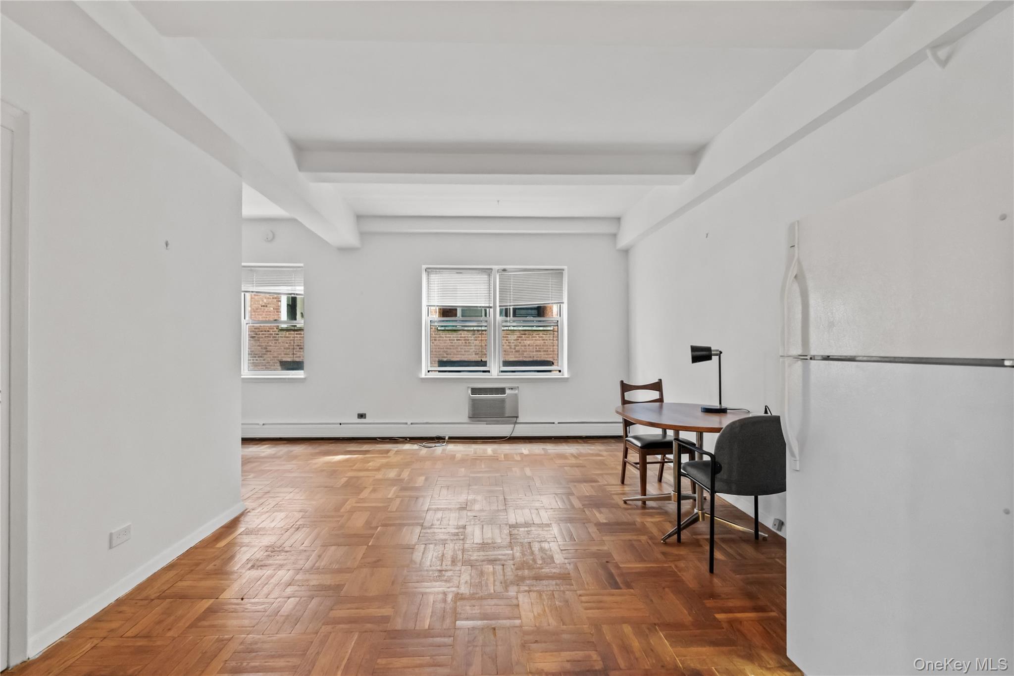 Photo 4 of this property
