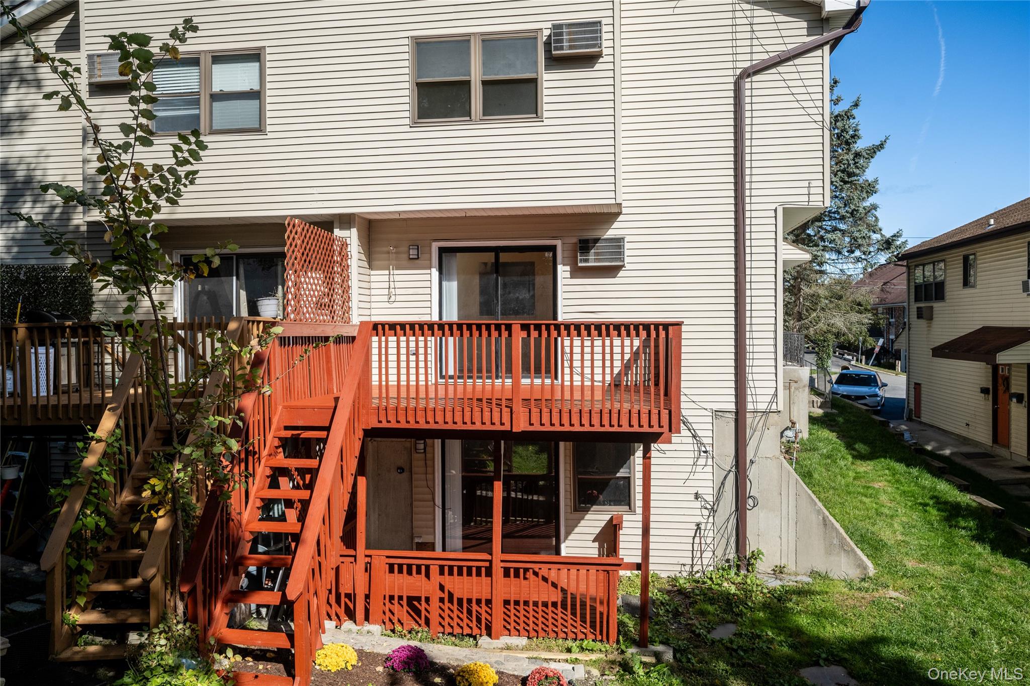 Photo 3 of this property