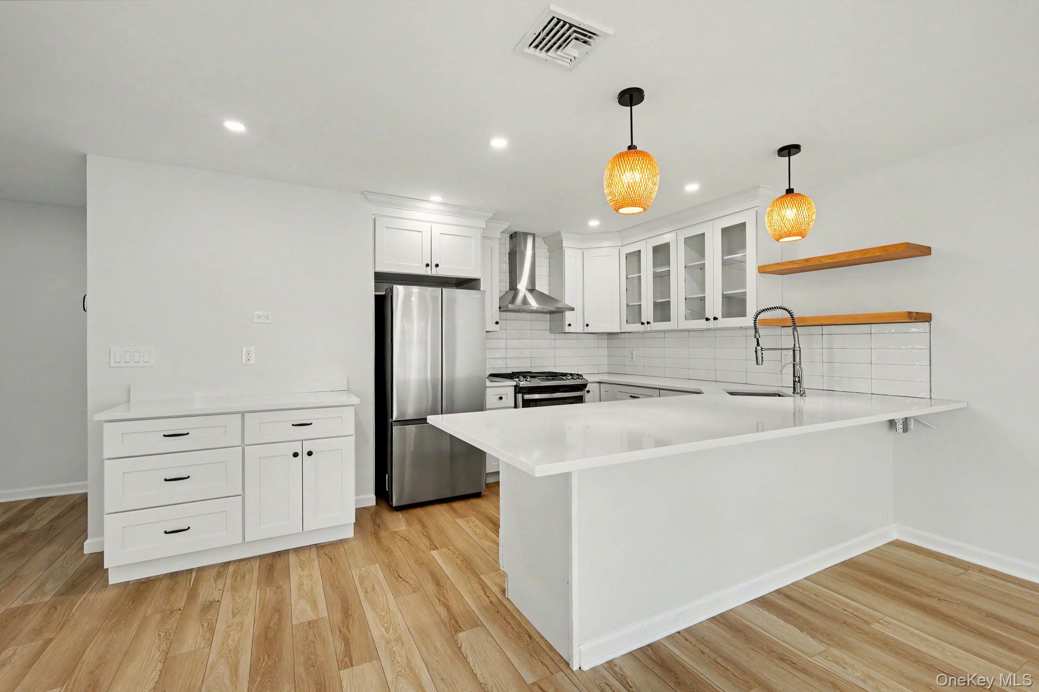 Photo 7 of this property