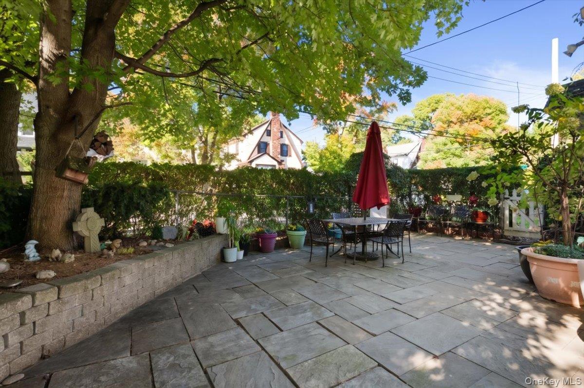 Photo 19 of this property