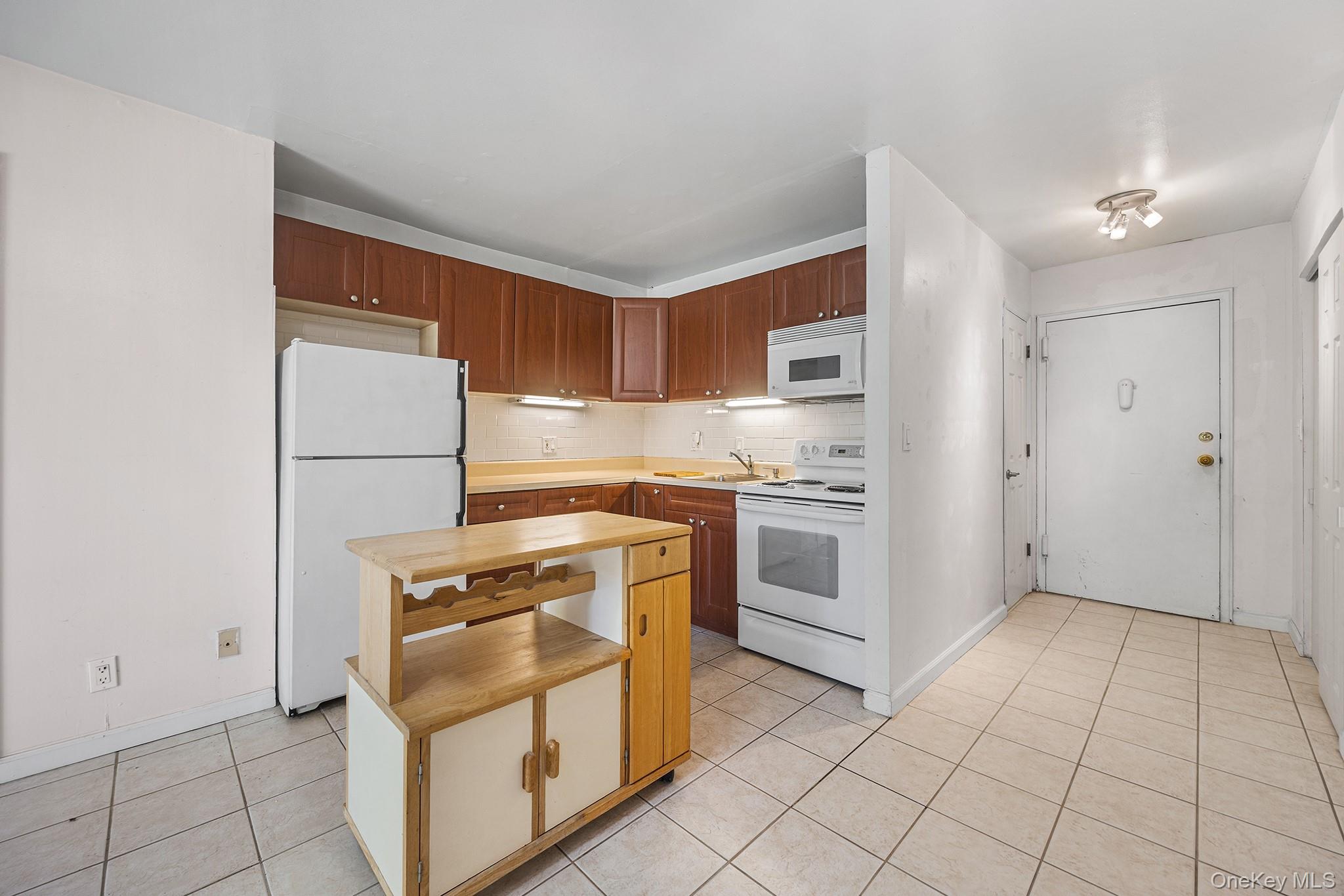 Photo 9 of this property