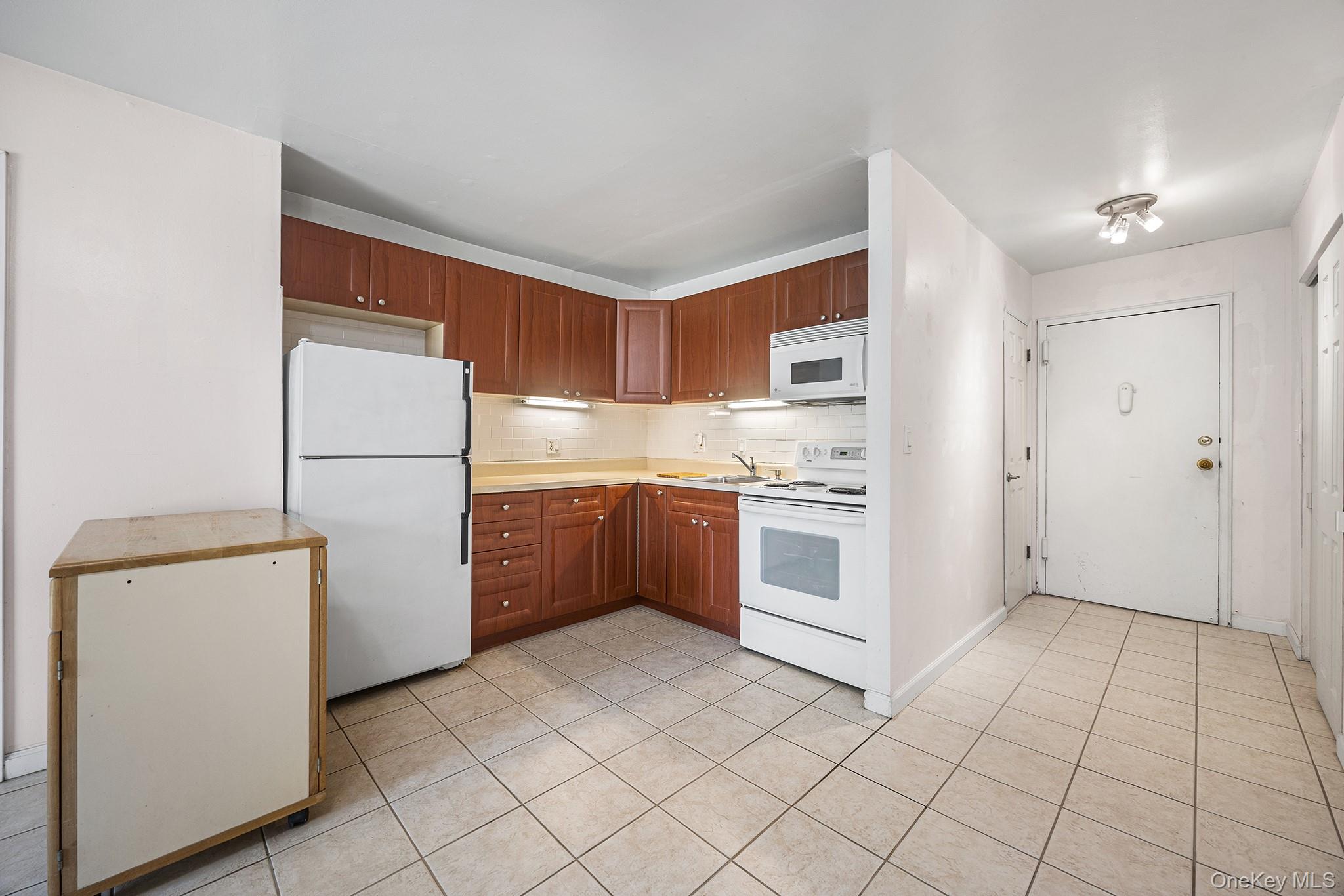 Photo 6 of this property
