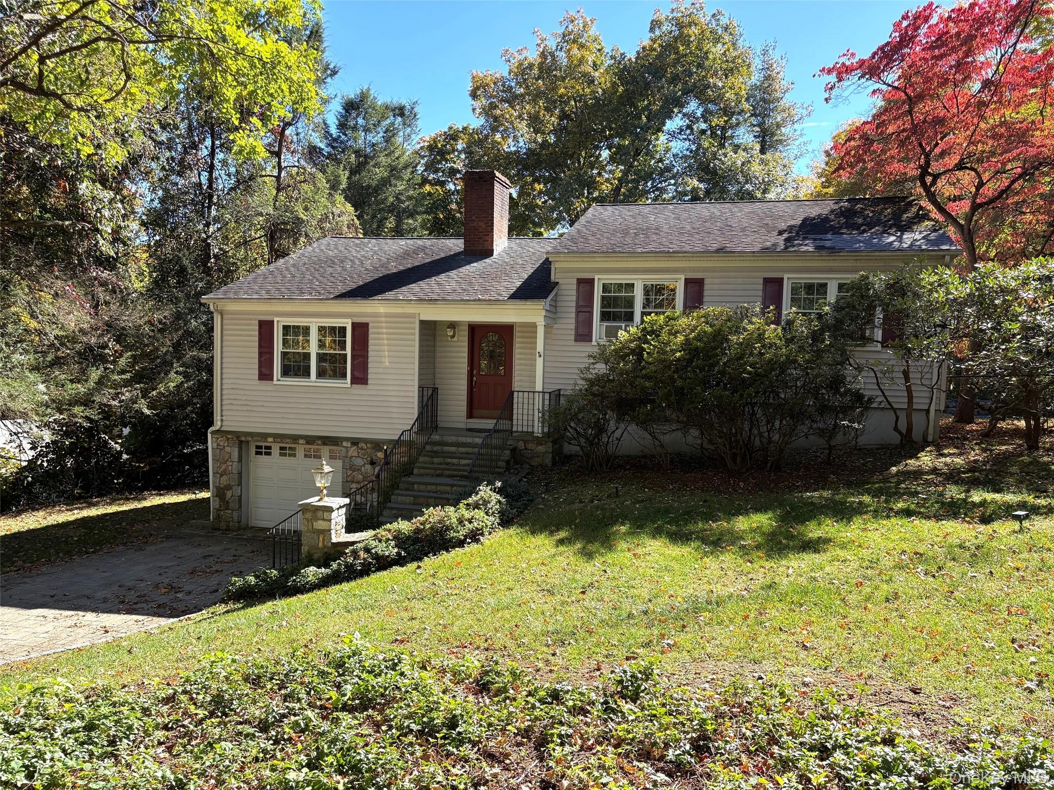 Photo 4 of this property