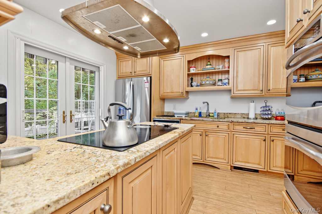 Photo 4 of this property
