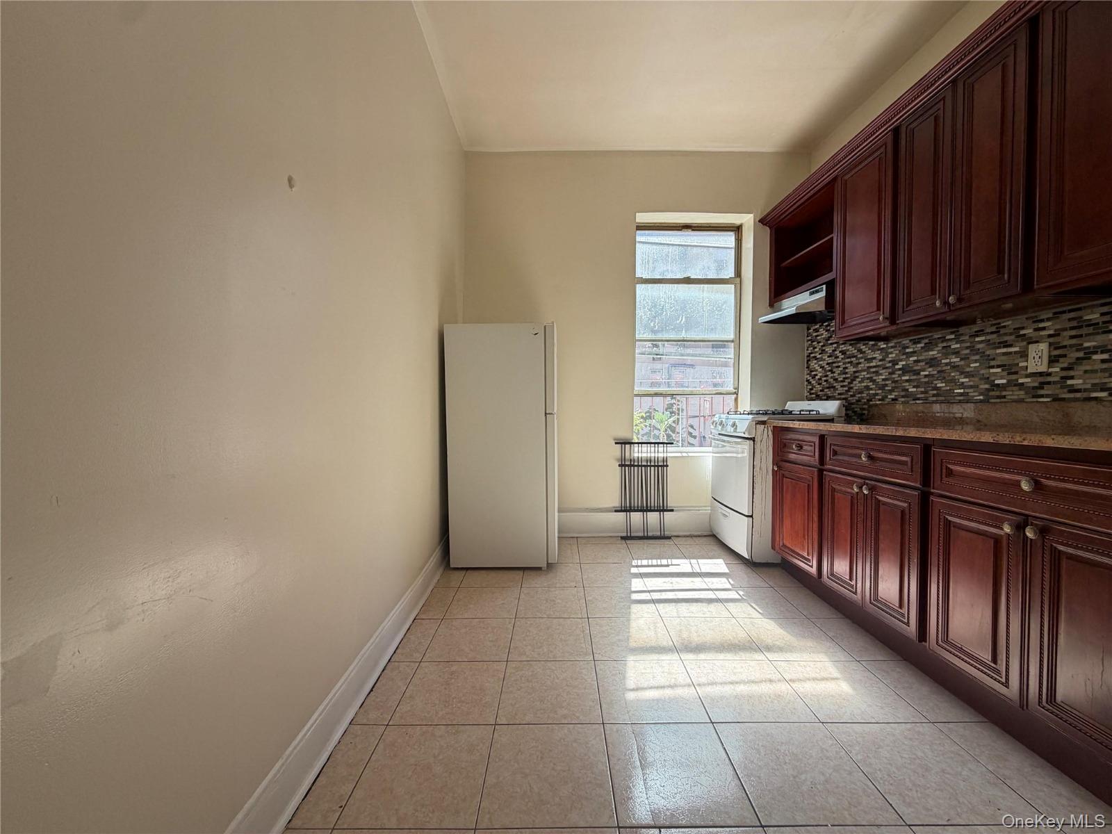 Photo 3 of this property