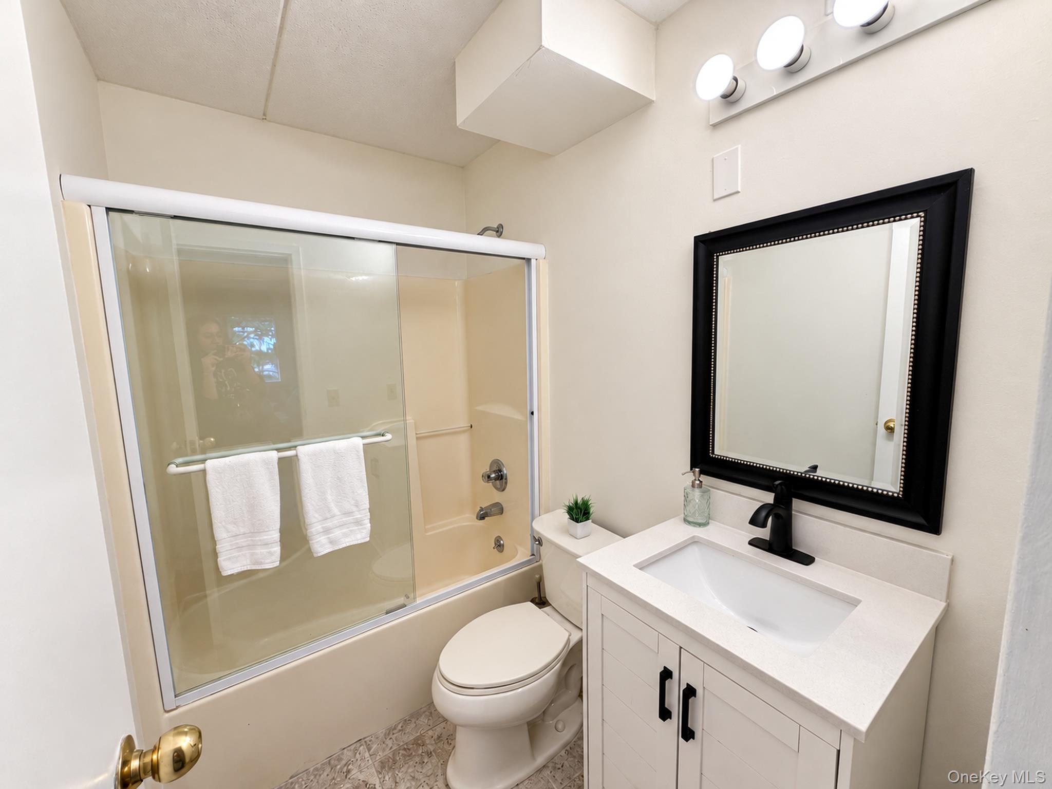 Photo 9 of this property
