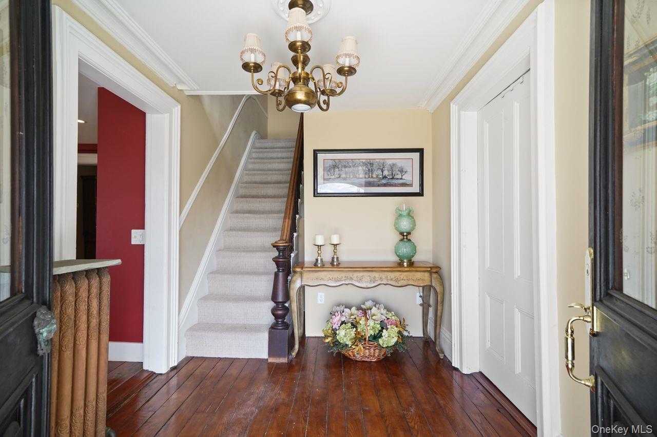 Photo 4 of this property