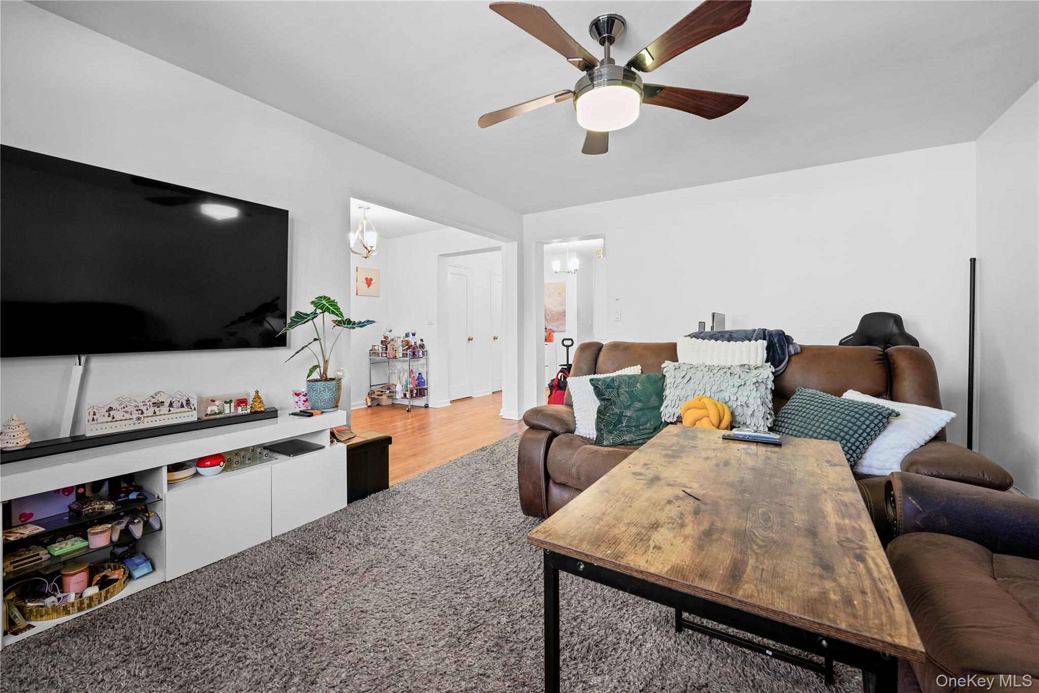 Photo 6 of this property