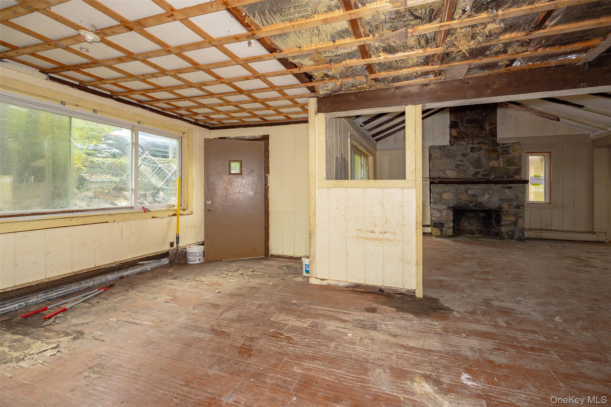 Photo 14 of this property