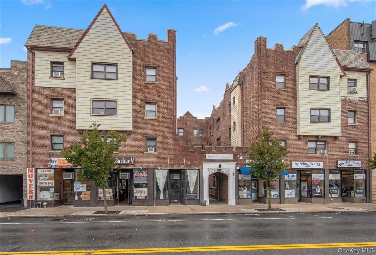 Newly renovated one bedroom apartment at the Marion Court Condominiums...