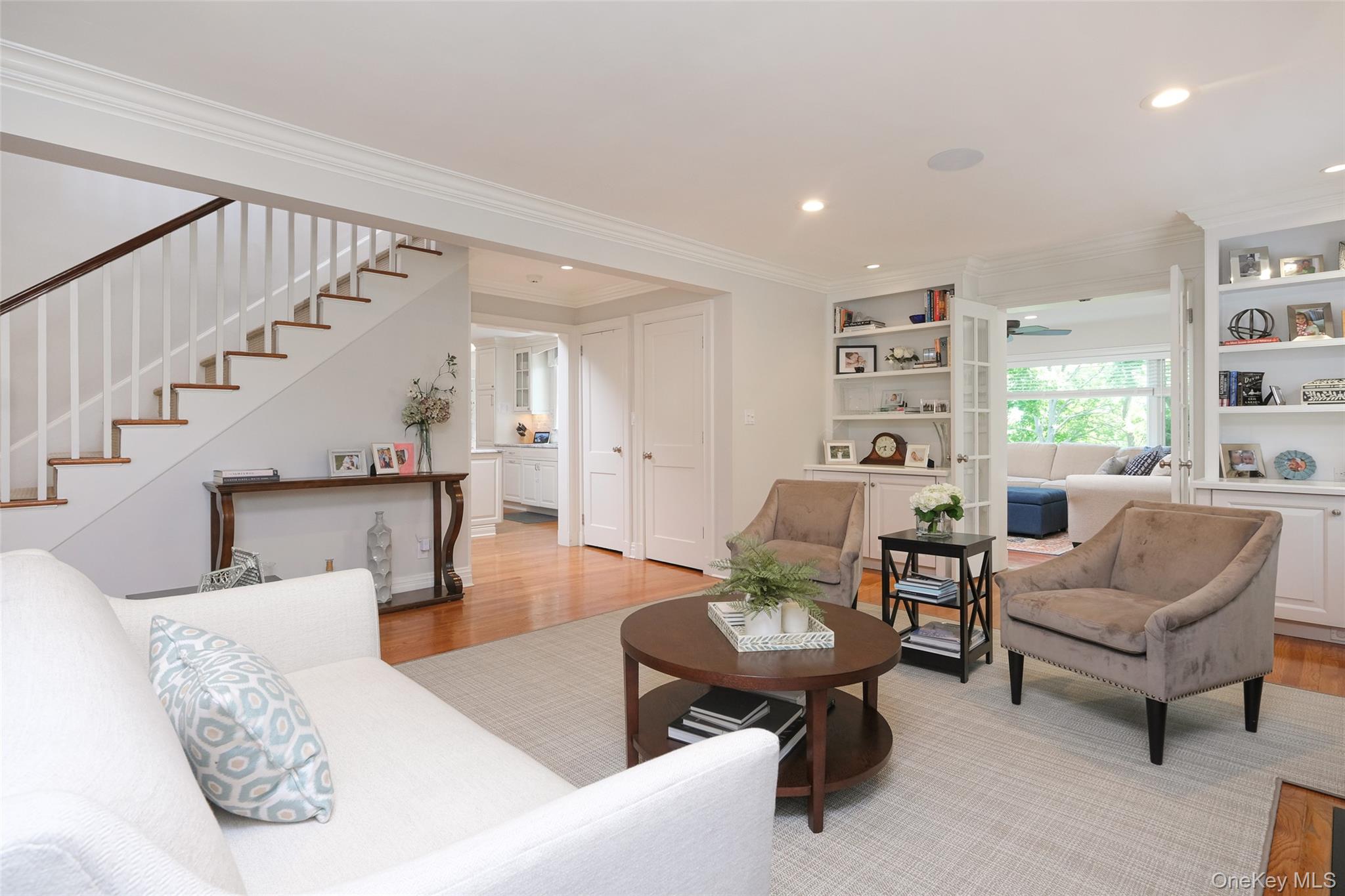 Photo 4 of this property