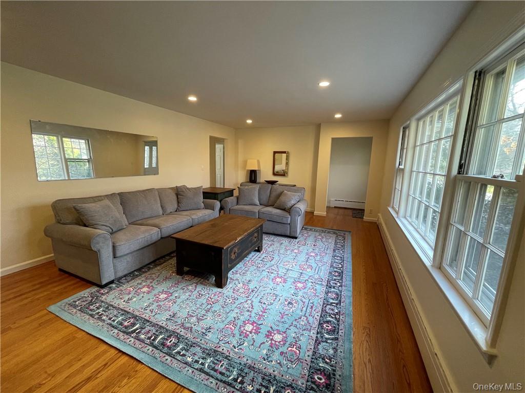 Photo 4 of this property
