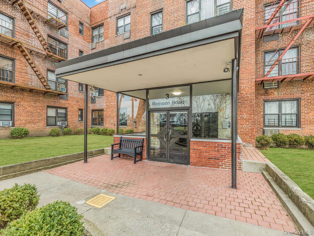 Photo 5 of this property