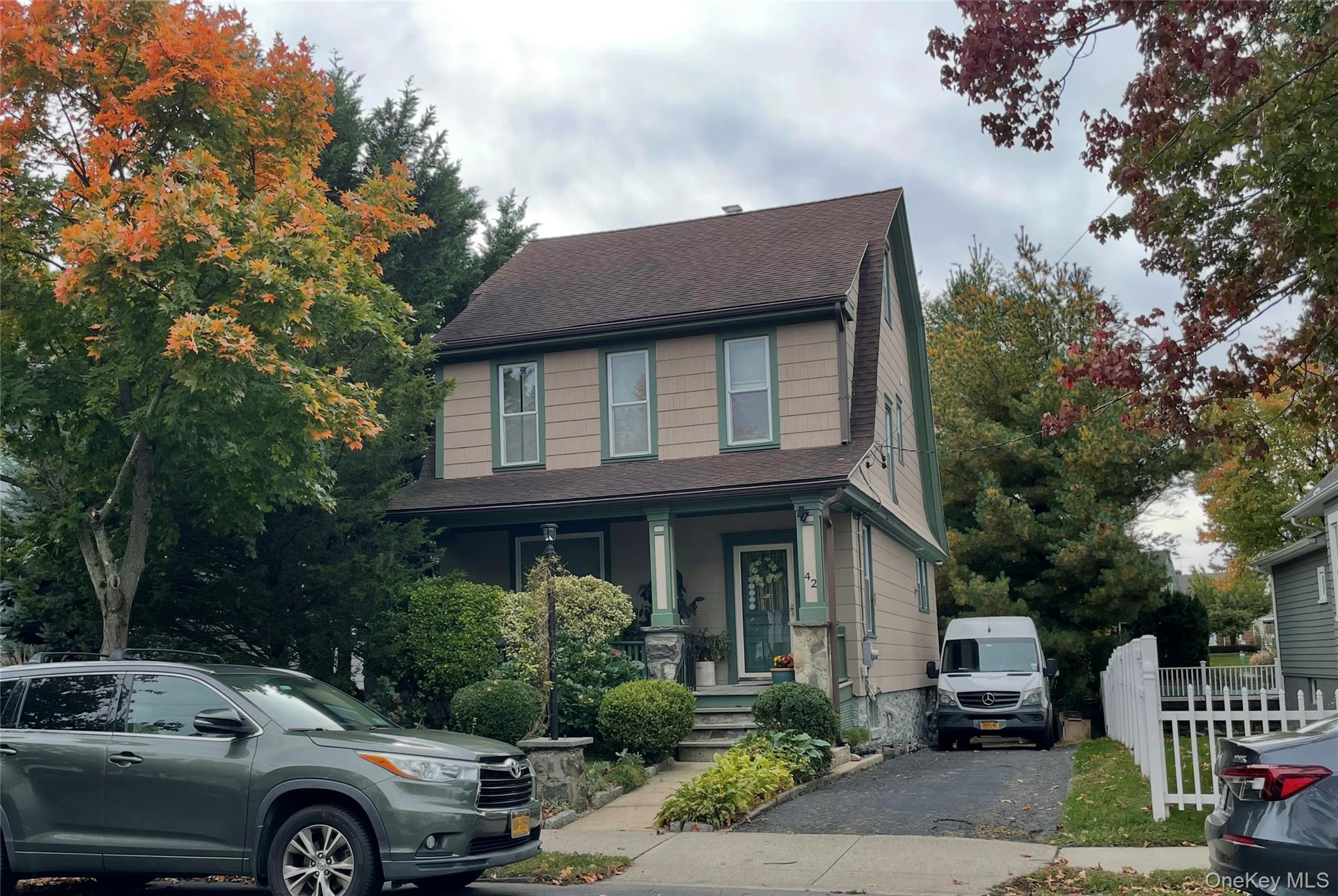 Well-maintained home featuring 4 bedrooms and 3 full bathrooms. Update...