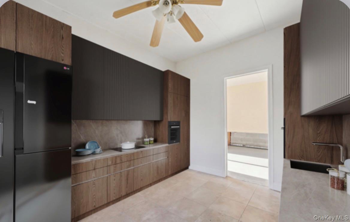 Photo 6 of this property