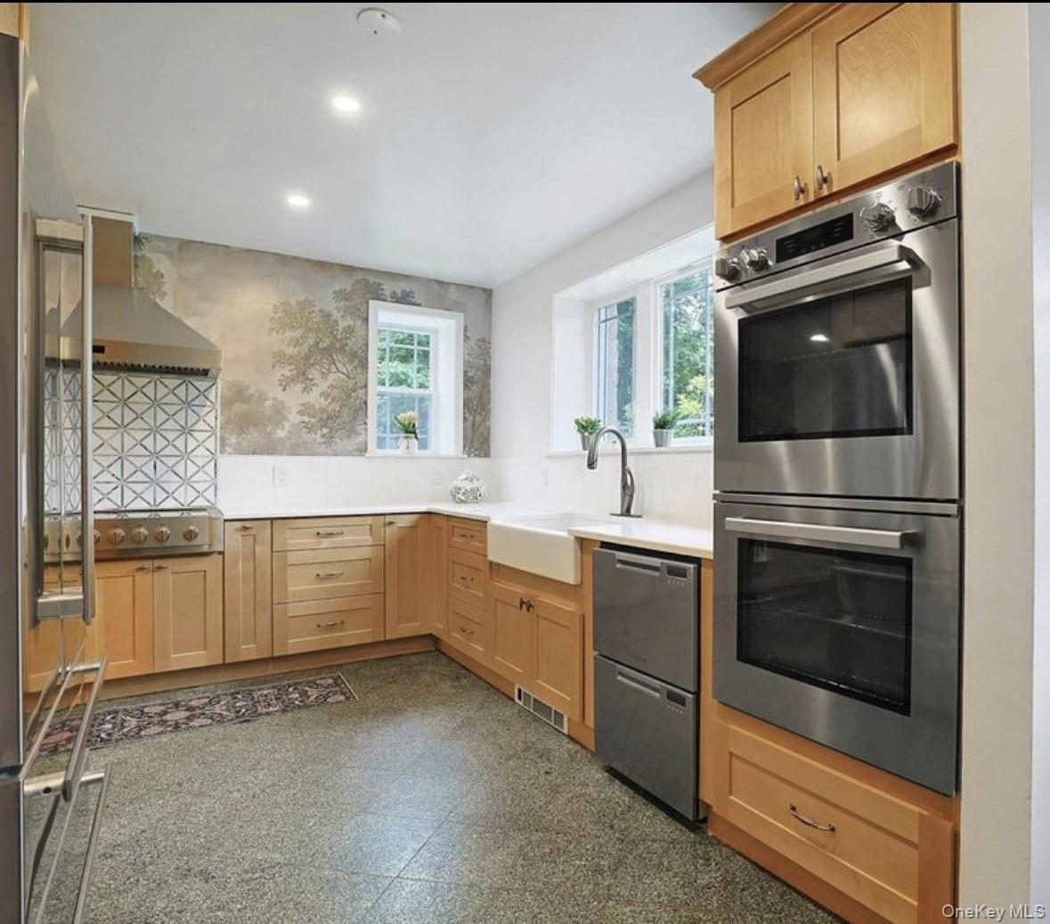 Photo 7 of this property
