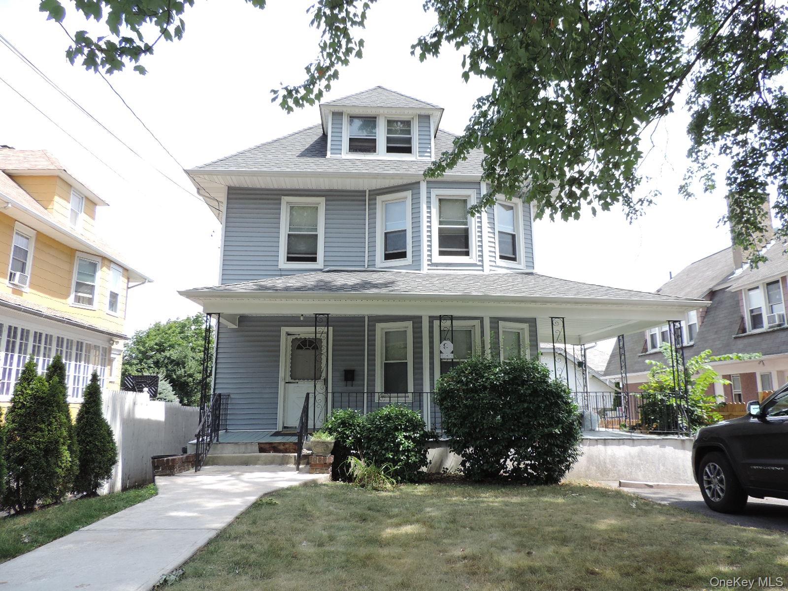 YES, IT'S THE WHOLE HOUSE (NO OTHER TENANTS).  Tenant pays for ALL uti...