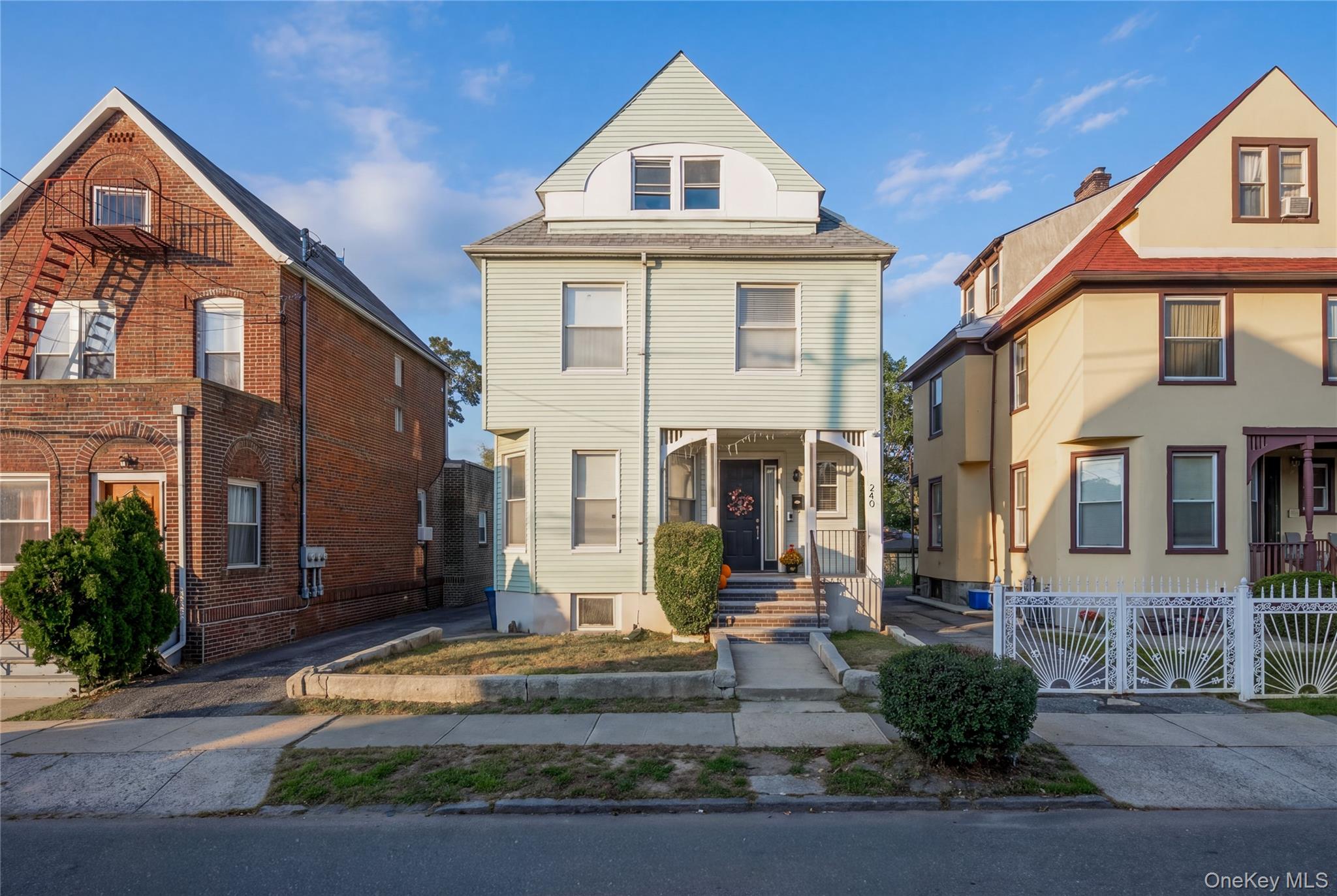 Welcome to 240 S 10th Avenue, Mount Vernon, affectionately known as “T...
