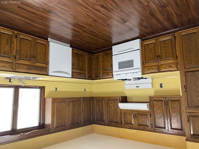 Photo 3 of this property